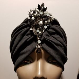 Black Turban with a gorgeous black and white brooc